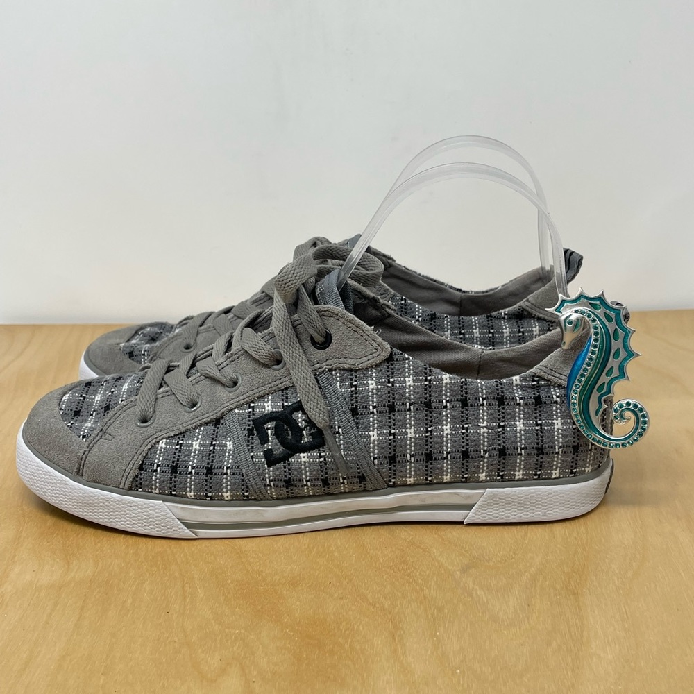 DC Gray Fiona Suede/Textile Plaid Skateboard Sneakers Size 8